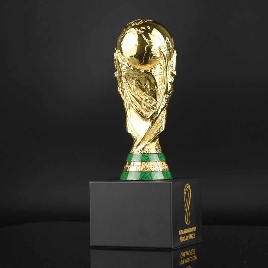 FIFA ワールドカップ 2022™ 3D 5オンス シルバー トロフィー